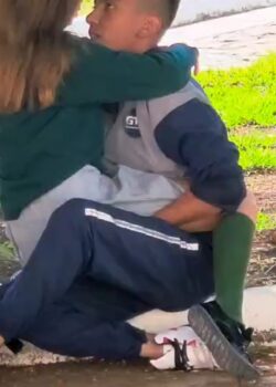 Colegiala Culeando Y Pillada Por Pendeja