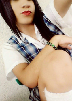 Preciosa colegiala + Full Pack